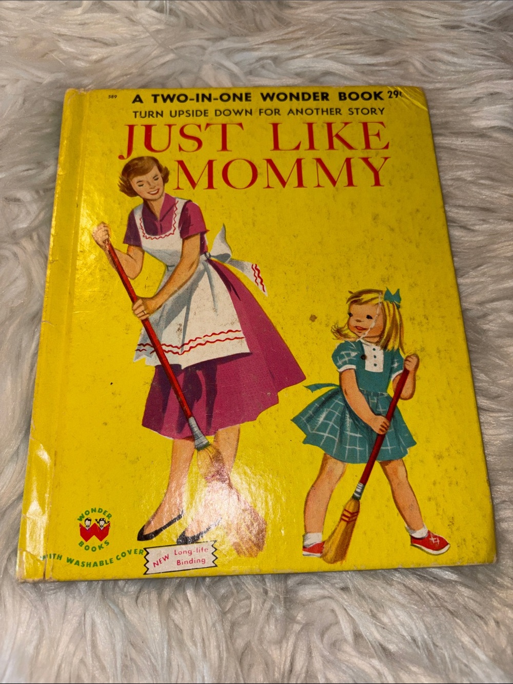 Just like mommy just like daddy 2 in one book